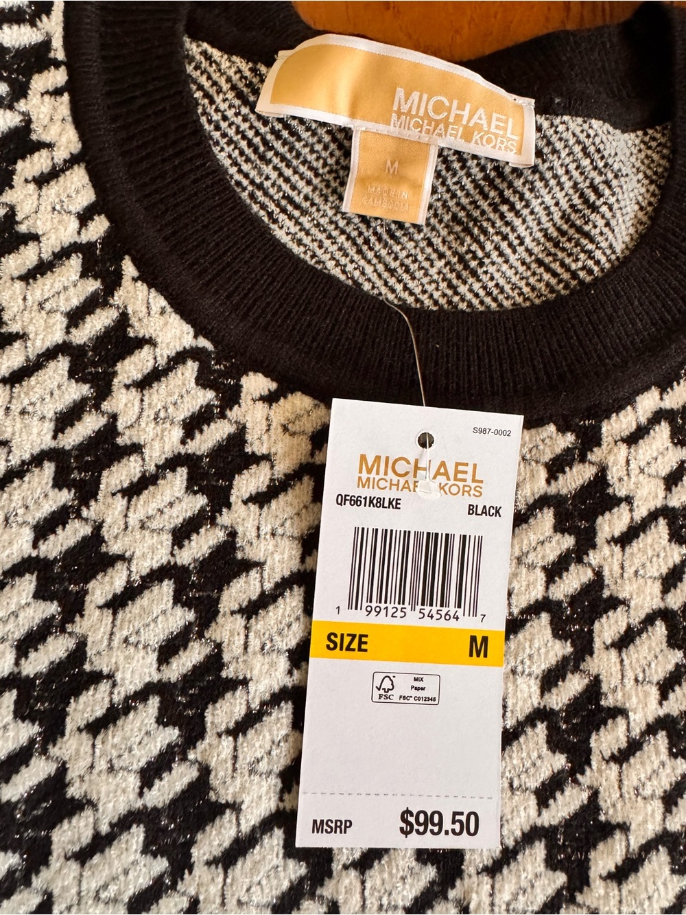MICHAEL KORS short sleeve sweater. SIZE M. Brand new with tag!!!!